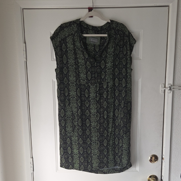 Anthropologie Dresses & Skirts - Anthropologie Snake Pattern Olive and Black Mini Dress